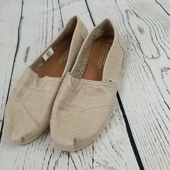 toms natural metallic burlap